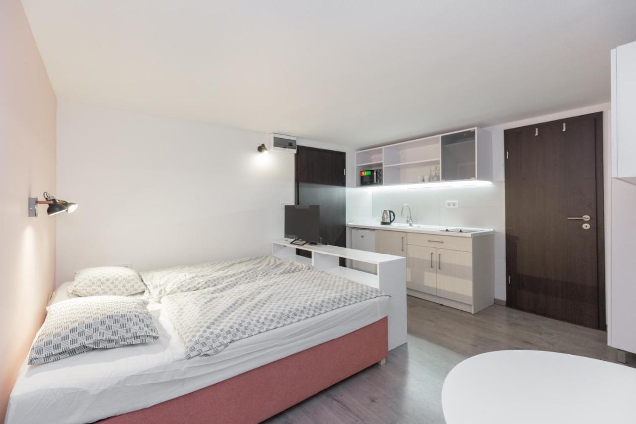 Appartement Minimalist Styled Tiny Ap @New York Cafe à Budapest Extérieur photo